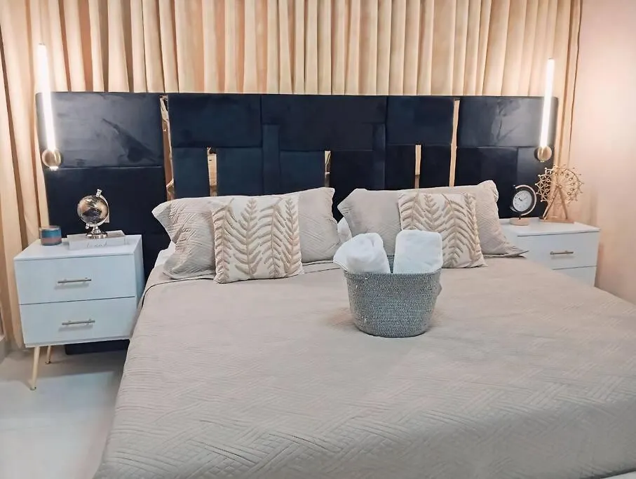 Residencia Penthouse, Jacuzzi Calentador Agua Apartment Santiago De Los Caballeros 0*,